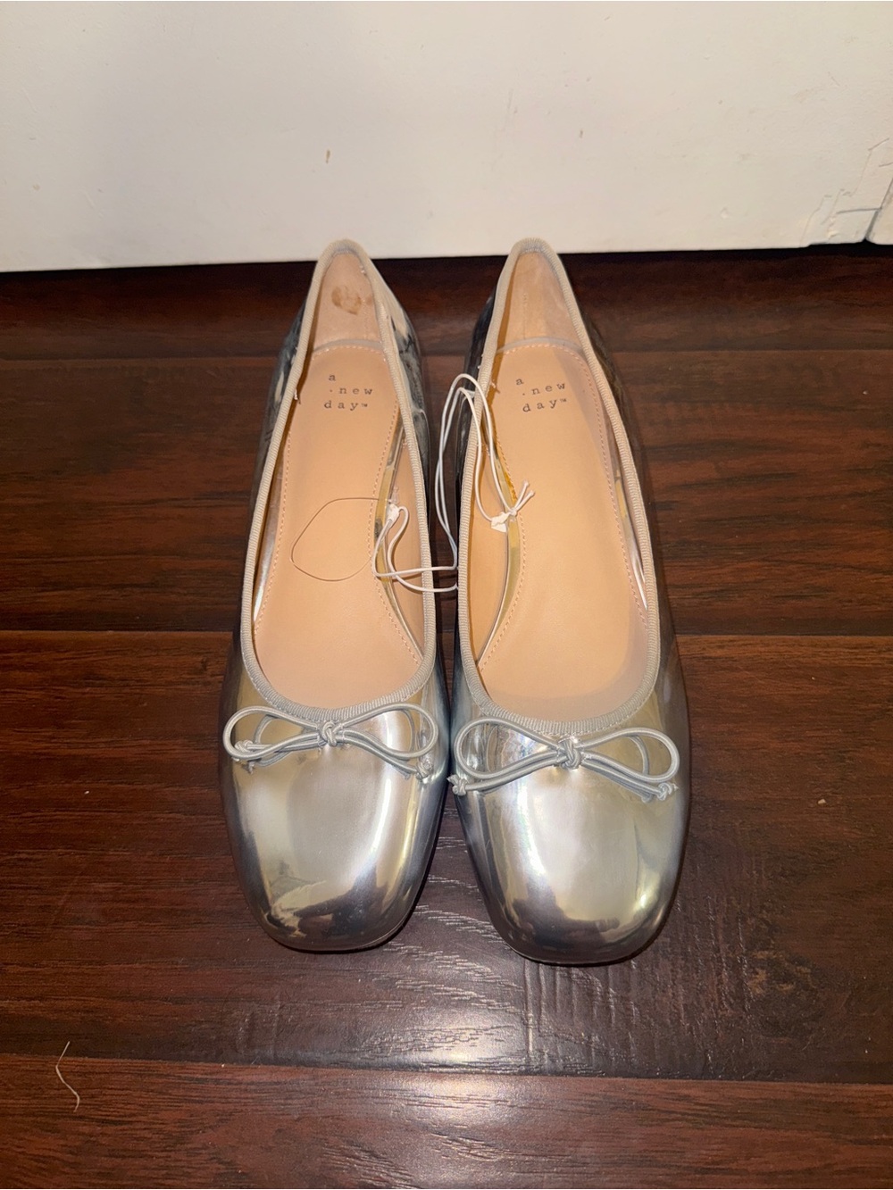 A New Day Silver Ballet Flats with Bow Sz 9
